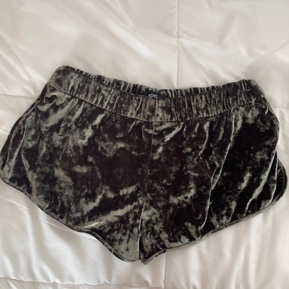 Cute green sway shorts